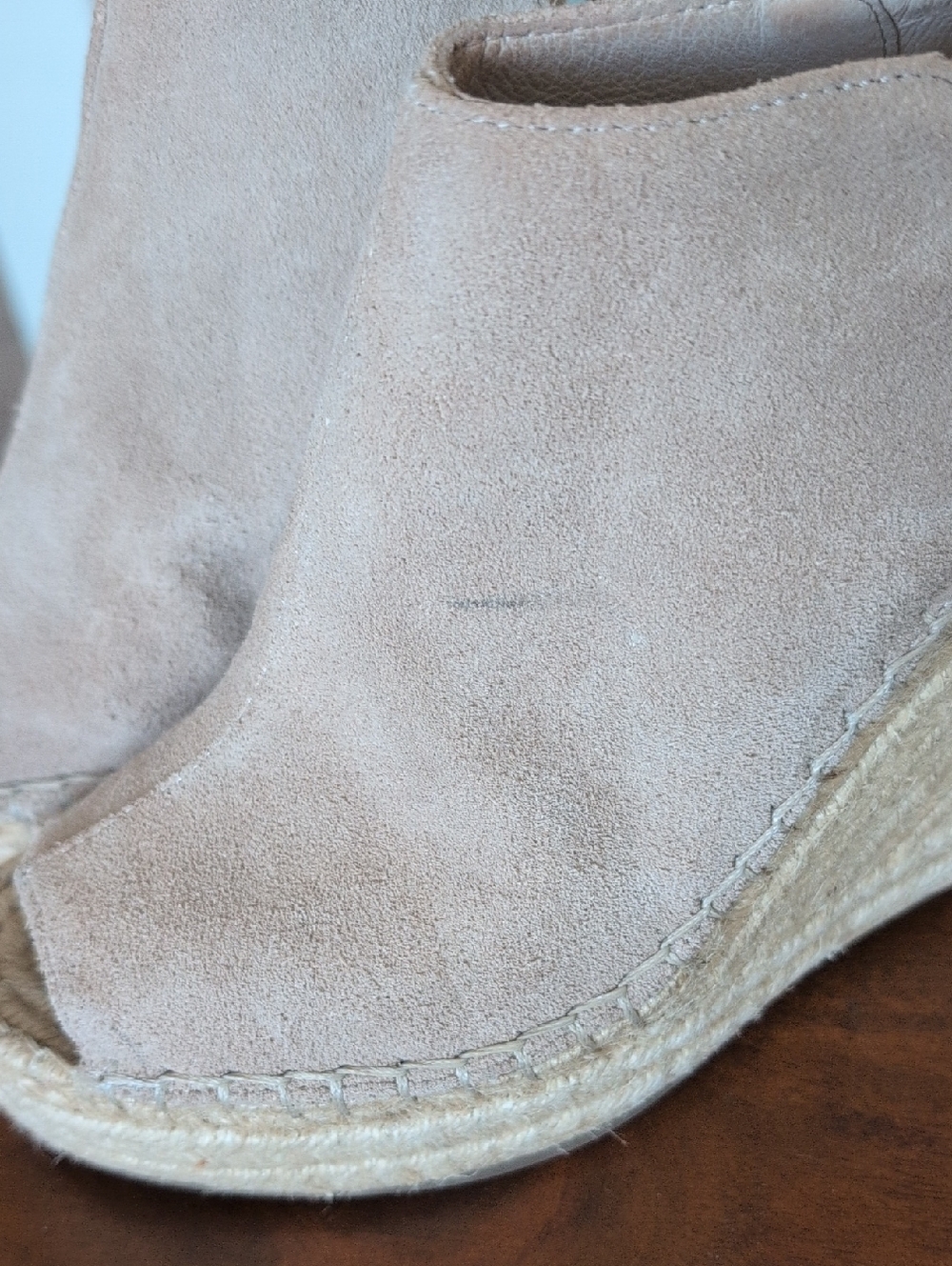 Kenneth Cole Tan Suede Peep-Toe Wedge Espadrilles Size 6 - Picture 3 of 10